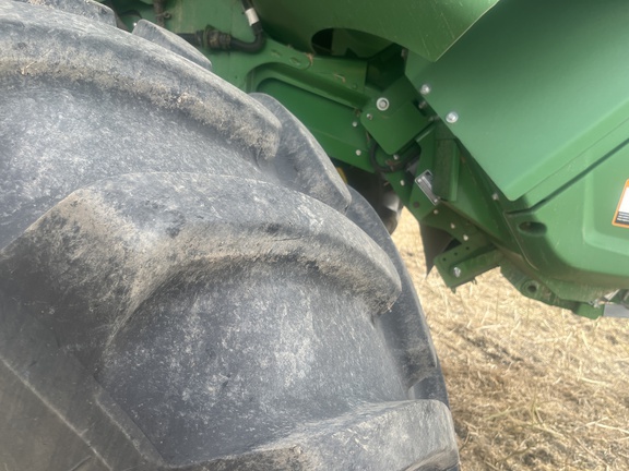 2022 John Deere X9 1000 Combine