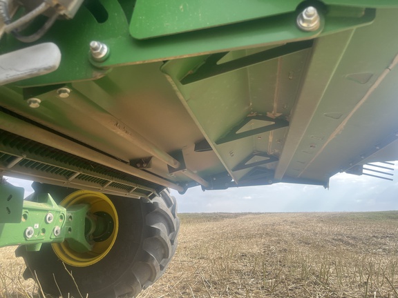 2022 John Deere X9 1000 Combine