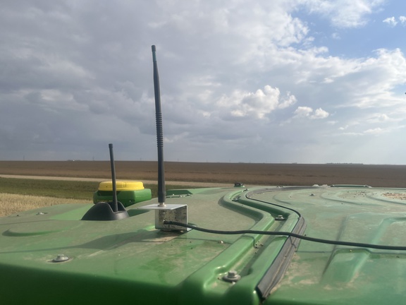 2022 John Deere X9 1000 Combine