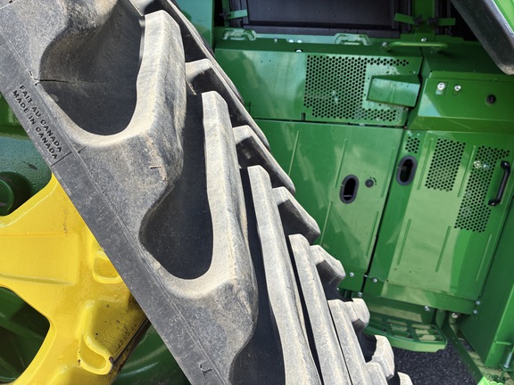 2022 John Deere X9 1000 Combine
