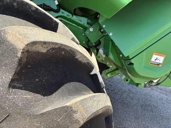 2022 John Deere X9 1000 Combine