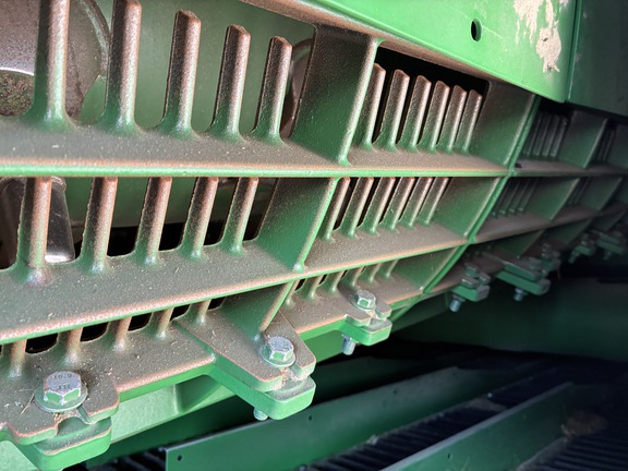 2022 John Deere X9 1000 Combine