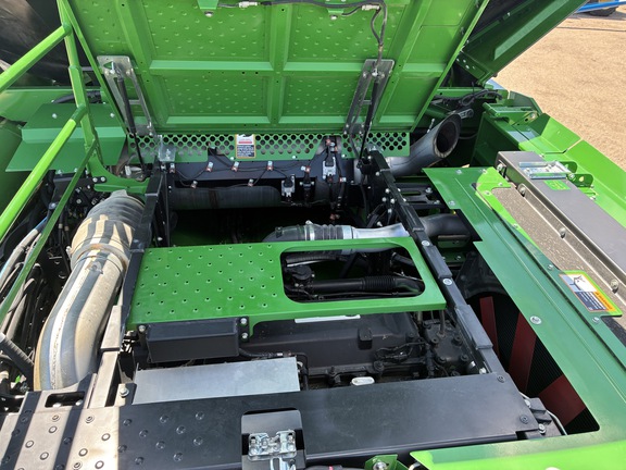 2022 John Deere X9 1000 Combine