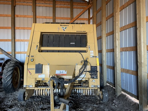 2008 Vermeer 605M Baler/Round