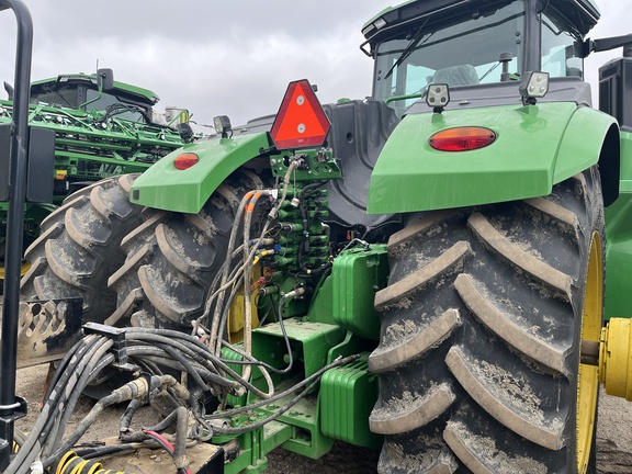 2025 John Deere 9R 640 Tractor 4WD