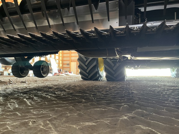 2022 MacDon FD245 Header Combine