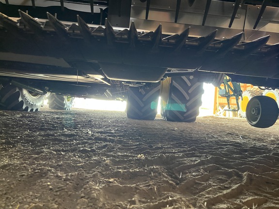 2022 MacDon FD245 Header Combine