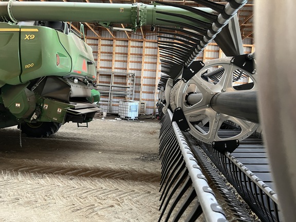 2022 MacDon FD245 Header Combine