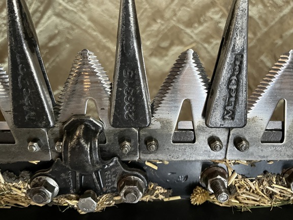 2022 MacDon FD245 Header Combine