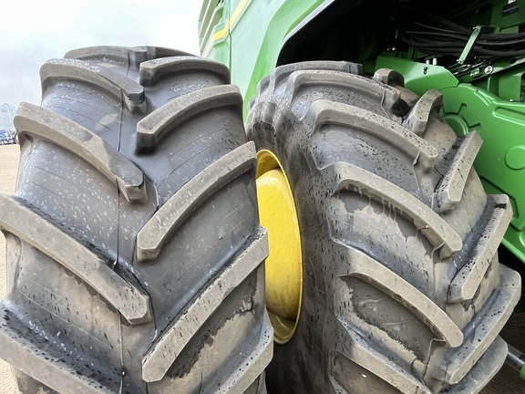2024 John Deere X9 1000 Combine