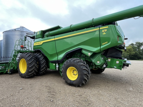 2024 John Deere X9 1000 Combine