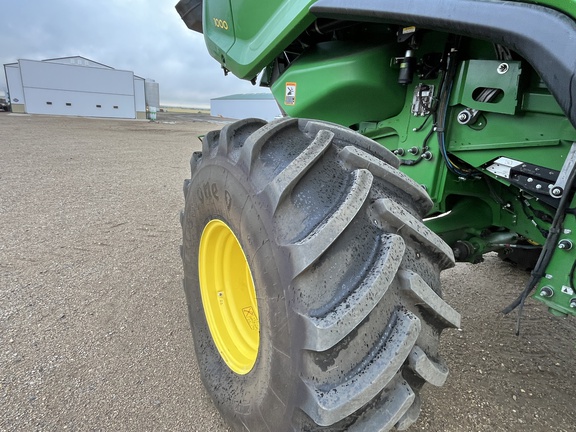 2024 John Deere X9 1000 Combine