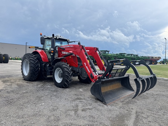 2020 Massey Ferguson 7724S Tractor