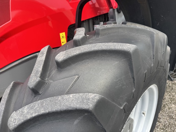 2020 Massey Ferguson 7724S Tractor