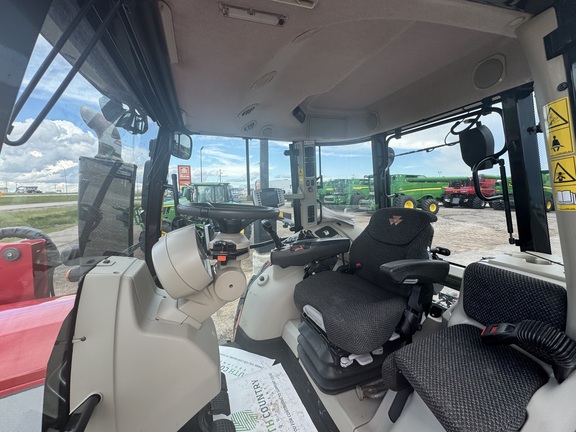 2020 Massey Ferguson 7724S Tractor