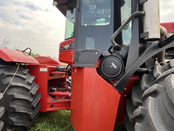 2011 Versatile 435 Tractor 4WD