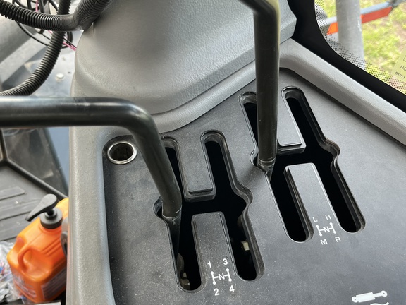 2011 Versatile 435 Tractor 4WD
