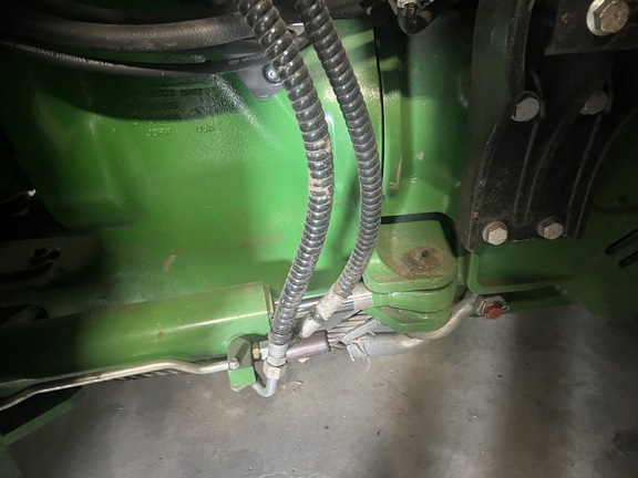2018 John Deere 9520R Tractor 4WD