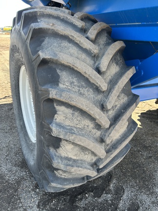 2015 Brandt 1020XR Grain Cart