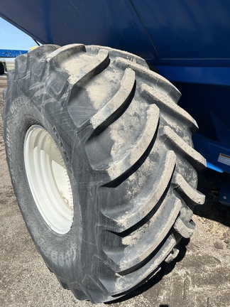 2015 Brandt 1020XR Grain Cart