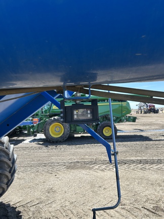 2015 Brandt 1020XR Grain Cart