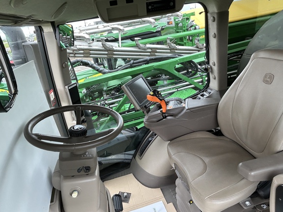 2021 John Deere R4060 Sprayer/High Clearance