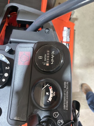 2025 Kubota ZG327RPA Mower/Zero Turn