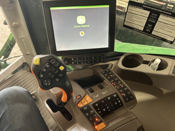 2020 John Deere R4060 Sprayer/High Clearance