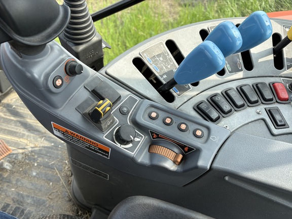 2020 Kubota M7-152 Tractor