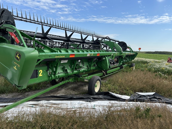 2018 John Deere 640FD Header Combine