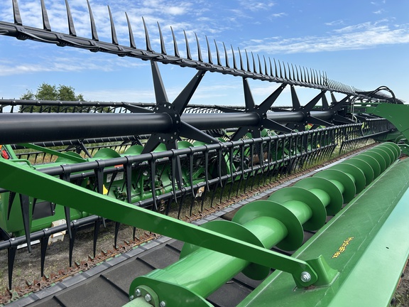 2018 John Deere 640FD Header Combine