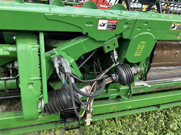 2018 John Deere 640FD Header Combine