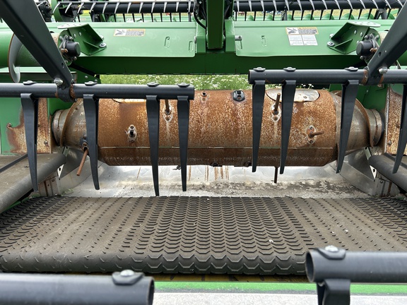 2018 John Deere 640FD Header Combine
