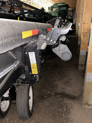 2022 MacDon FD140 Header Combine
