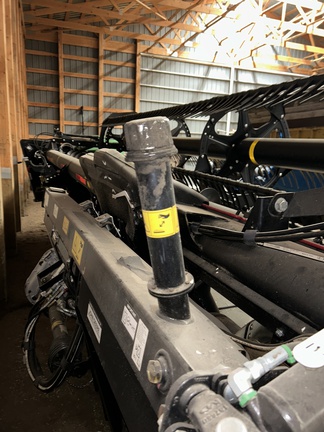 2022 MacDon FD140 Header Combine