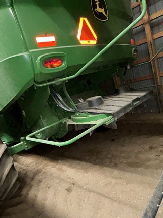 2017 John Deere S690 Combine