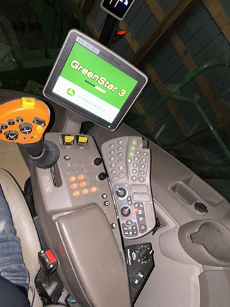2017 John Deere S690 Combine
