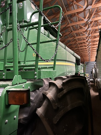 2017 John Deere S690 Combine