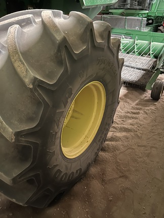 2017 John Deere S690 Combine
