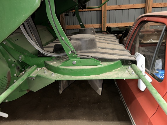 2017 John Deere S690 Combine