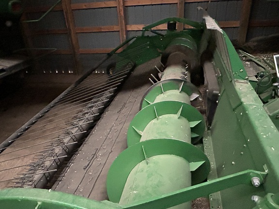 2015 John Deere 615P Header Combine