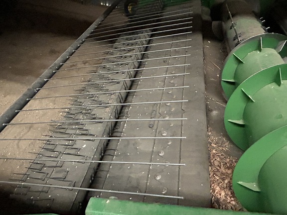 2015 John Deere 615P Header Combine