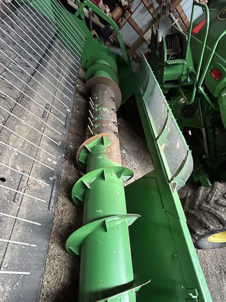 2010 John Deere 615P Header Combine