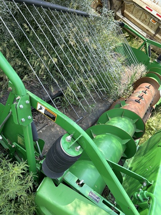 2012 John Deere 615P Header Combine
