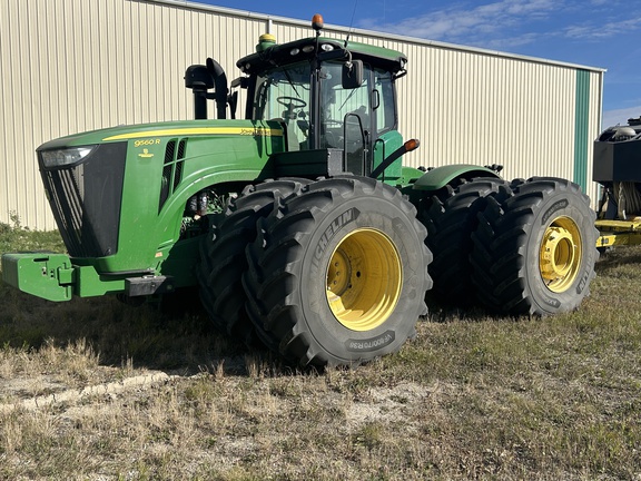2012 John Deere 9560R Tractor 4WD