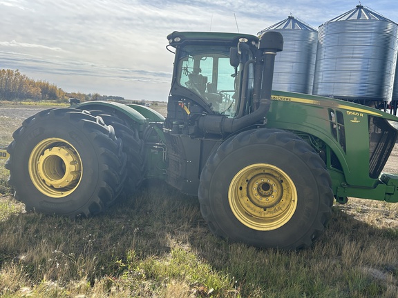 2012 John Deere 9560R Tractor 4WD