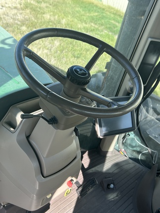 2012 John Deere 9560R Tractor 4WD