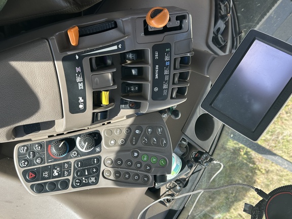 2012 John Deere 9560R Tractor 4WD
