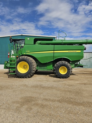 2018 John Deere S780 Combine