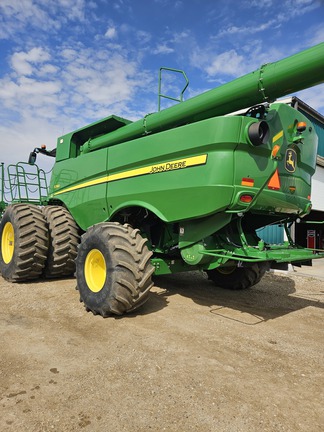 2018 John Deere S780 Combine